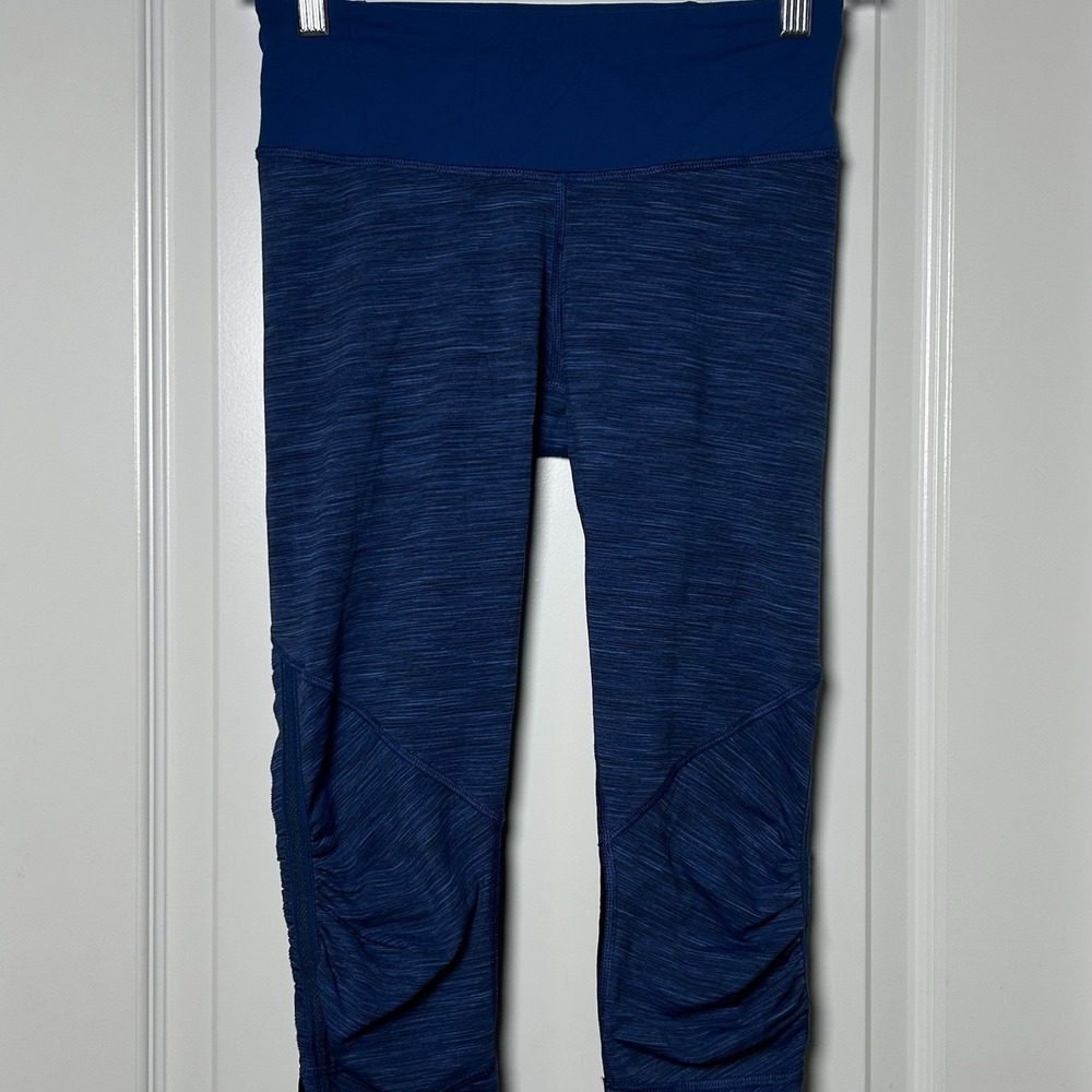 Lululemon Run: For Your Life Crop Wee Are From Space Limitless Blue Black Tights